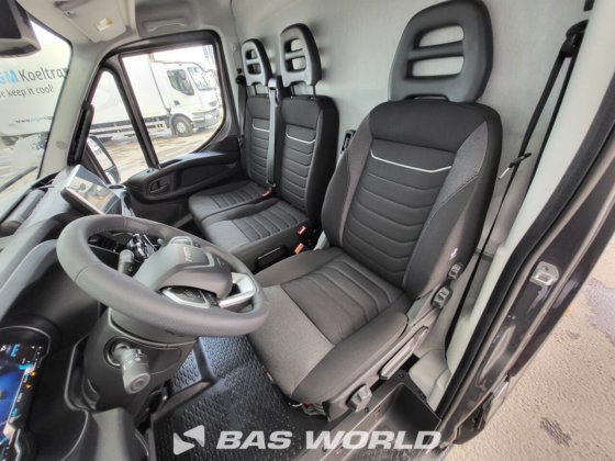 依维柯 Daily 35C21 封闭箱式货车