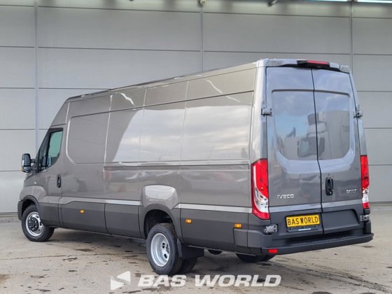 依维柯 Daily 35C21 封闭箱式货车