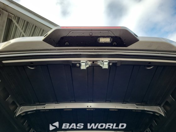 イヴェコ・デイリー 35C21 クローズド・ボックス・バン