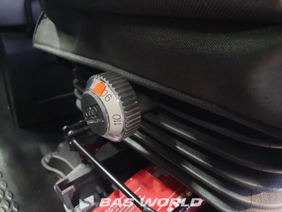 イヴェコ・デイリー 35S21 クローズド・ボックス・バン