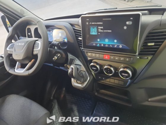 イヴェコ・デイリー 35S21 クローズド・ボックス・バン