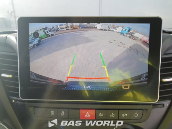 イヴェコ・デイリー 35C21 クローズド・ボックス・バン