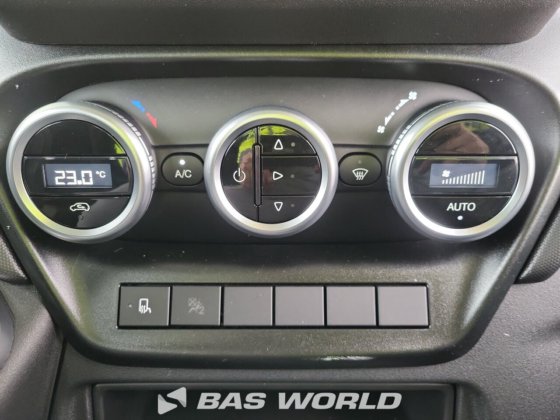 イヴェコ・デイリー 35C21 オープン