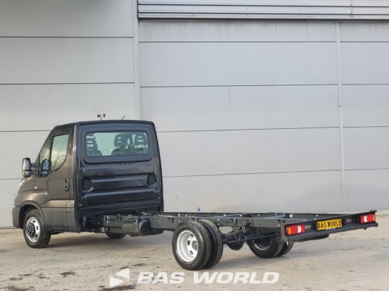 依维柯 Daily 35C21 底盘