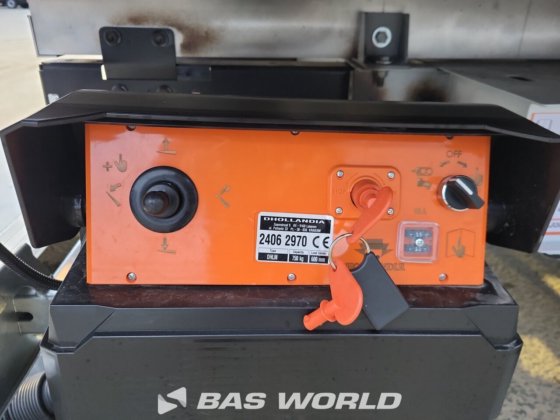 雷诺大师 165PK 窗帘边