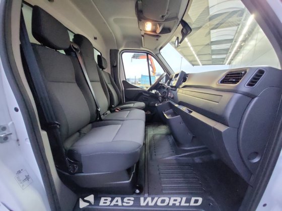 雷诺大师 165PK 窗帘边