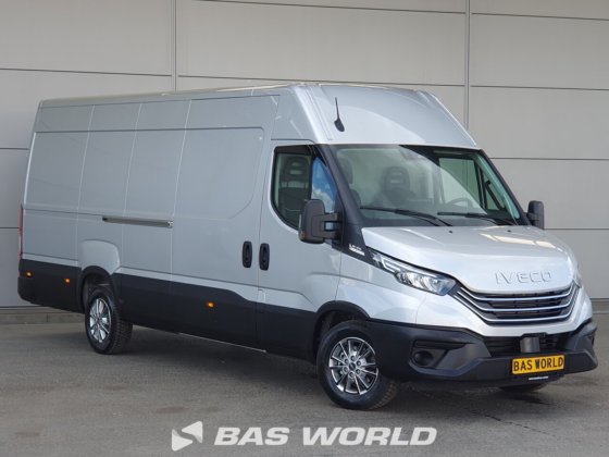 イヴェコ・デイリー 35S21 クローズド・ボックス・バン