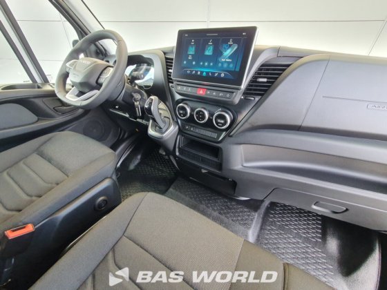 イヴェコ・デイリー 35S21 クローズド・ボックス・バン