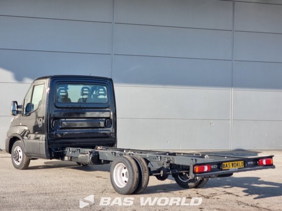 依维柯 Daily 35C21 底盘