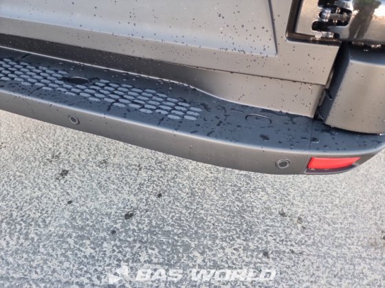 イヴェコ・デイリー 35C21 クローズド・ボックス・バン