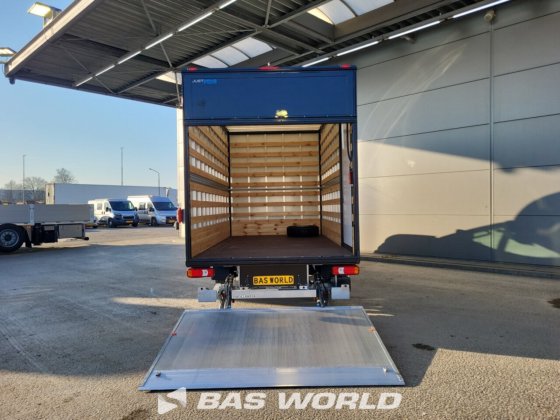 イヴェコ・デイリー 35S21 ボックスボディ