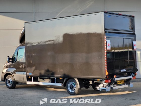 イヴェコ・デイリー 35S21 ボックスボディ