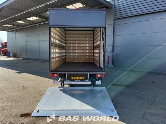 イヴェコ・デイリー 35S21 ボックスボディ