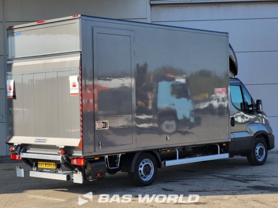 イヴェコ・デイリー 35S21 ボックスボディ