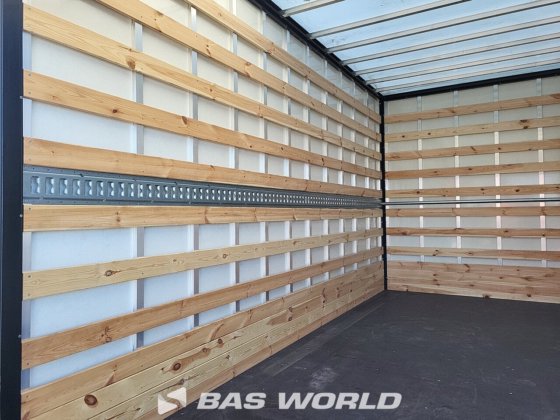 イヴェコ・デイリー 35S21 ボックスボディ