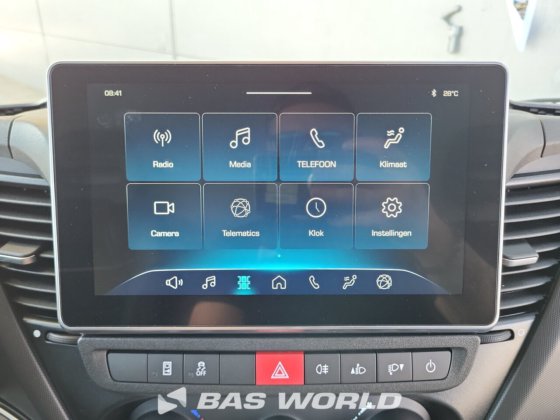 イヴェコ・デイリー 35C21 クローズド・ボックス・バン