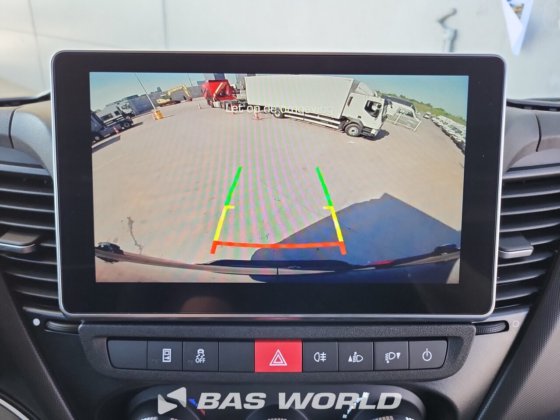 イヴェコ・デイリー 35C21 クローズド・ボックス・バン