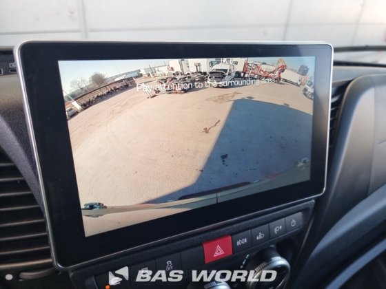 イヴェコ・デイリー 35S16 クローズド・ボックス・バン