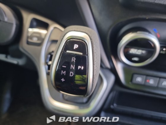 イヴェコ・デイリー 35S16 クローズド・ボックス・バン