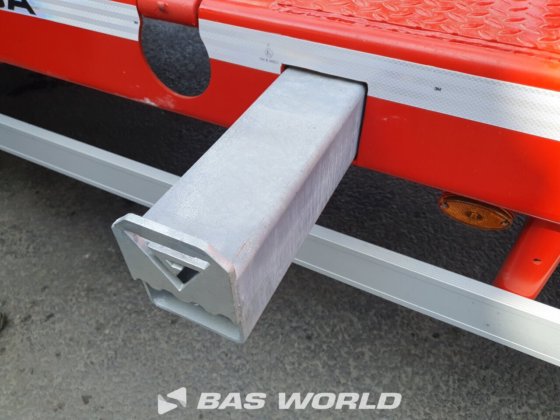 Vega 低装载半挂车