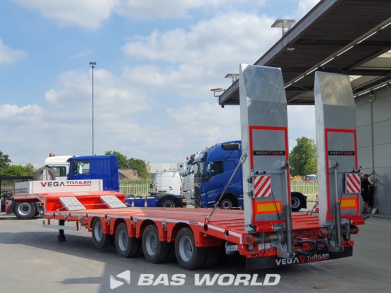 Vega 低装载半挂车