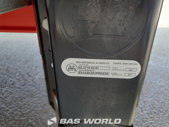 Vega 低装载半挂车