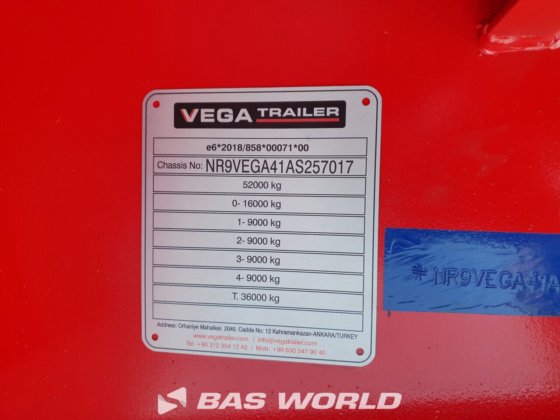 Vega 低装载半挂车
