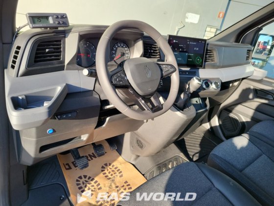 雷诺大师 170PK 冷藏车