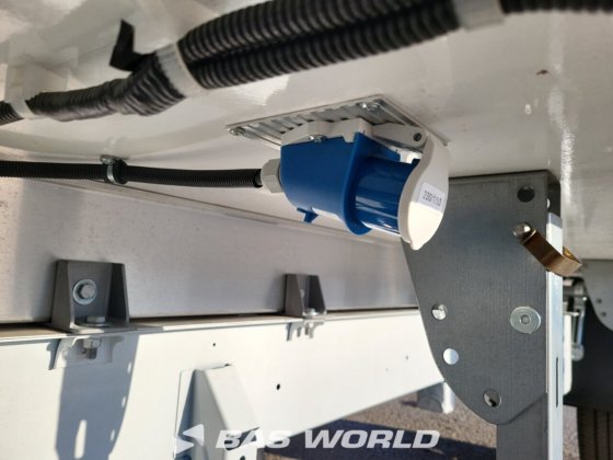 雷诺大师 170PK 冷藏车