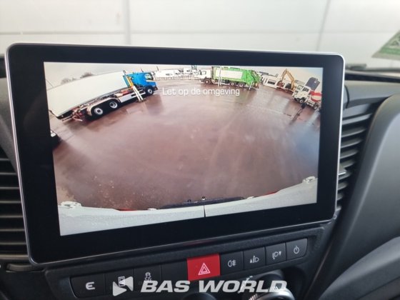 イヴェコ・デイリー 35S21 クローズド・ボックス・バン