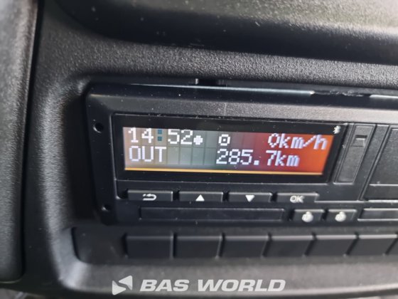 イヴェコ・デイリー 35S21 クローズド・ボックス・バン