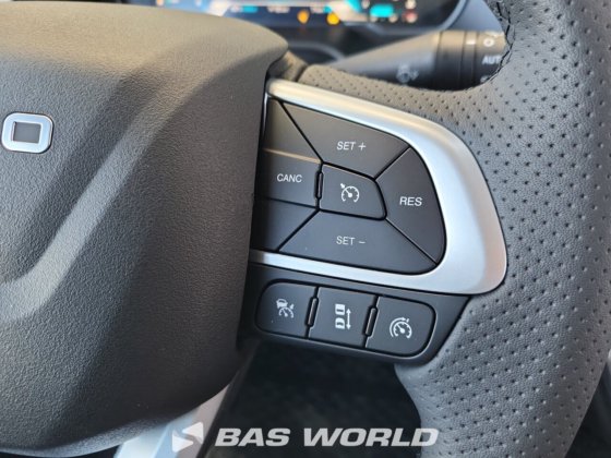 イヴェコ・デイリー 35S21 クローズド・ボックス・バン