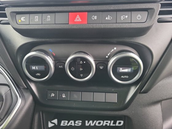 イヴェコ・デイリー 35S21 クローズド・ボックス・バン