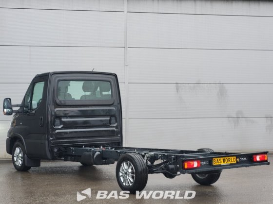 イヴェコ・デイリー 35S18 シャーシ