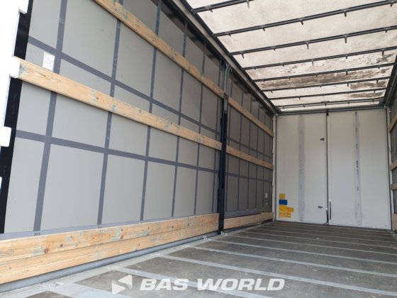 Wecon 交换车身半拖车