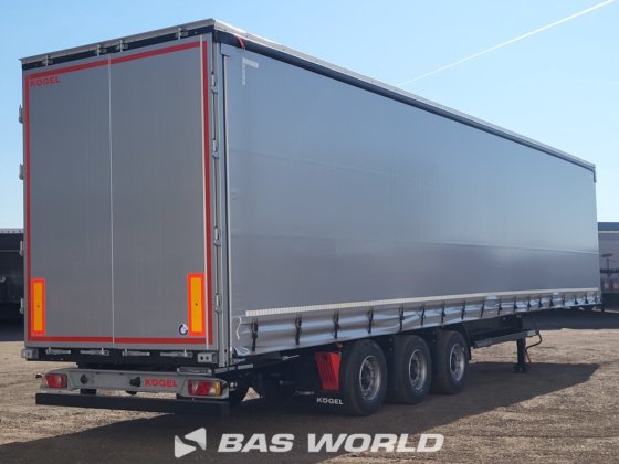 ケーゲル・カーテンサイド・セミトレーラー