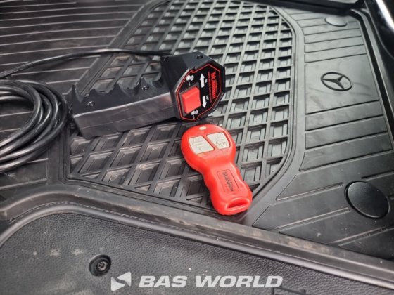 メルセデス・スプリンター 317 CDI カー・トランスポーター