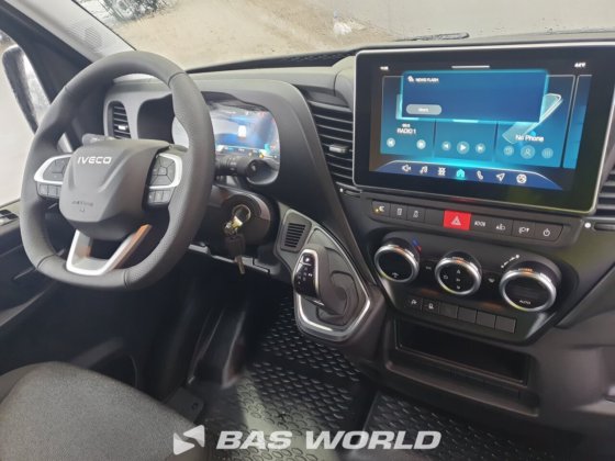 イヴェコ・デイリー 35S18 クローズド・ボックス・バン