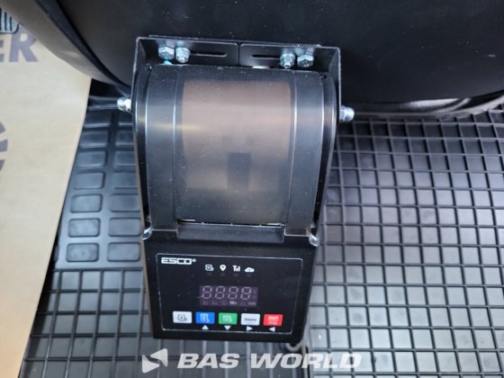 イヴェコ・デイリー 35S18 冷蔵車