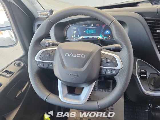 イヴェコ・デイリー 35S18 冷蔵車