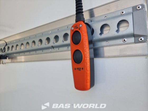 イヴェコ・デイリー 35S18 冷蔵車