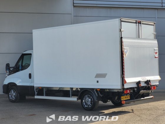 イヴェコ・デイリー 35S18 冷蔵車