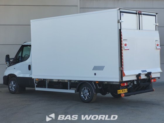 依维柯 Daily 35S18 冷藏车