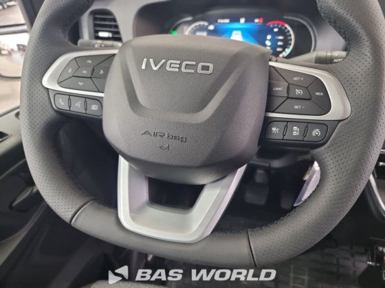 イヴェコ・デイリー 35S18 冷蔵車