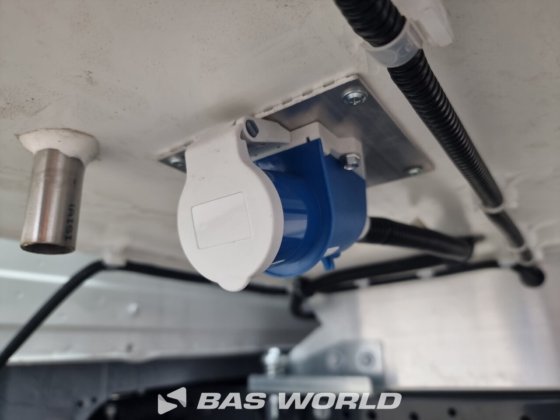 イヴェコ・デイリー 35S18 冷蔵車