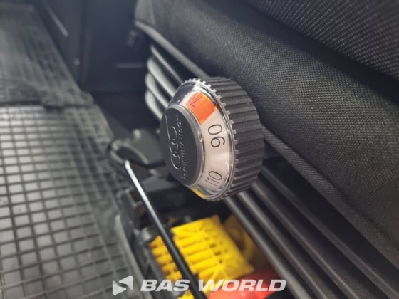 イヴェコ・デイリー 35S18 冷蔵車