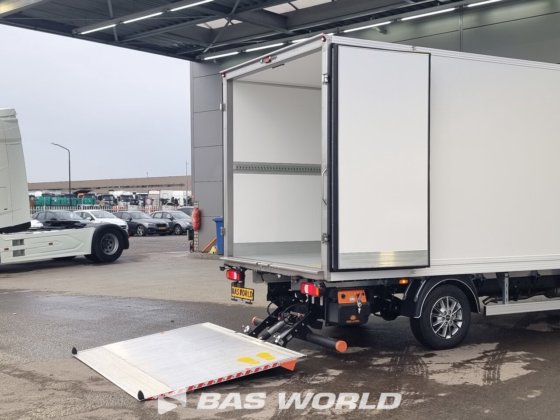 イヴェコ・デイリー 35S18 冷蔵車