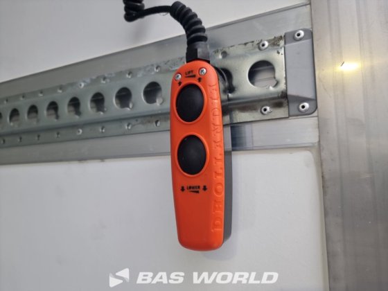 イヴェコ・デイリー 35S18 冷蔵車