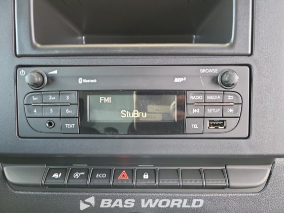 雷诺大师 165PK 窗帘边