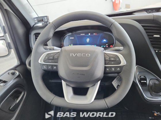 イヴェコ・デイリー 35S18 冷蔵車